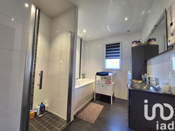 Maison à vendre 6 pièces 197 m² Champigny