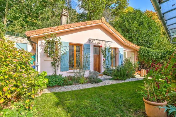 SEVRES RIVE DROITE - MAISON DE CHARME AVEC DEPENDANCE 1 595 000 € **  - Référence  655-S