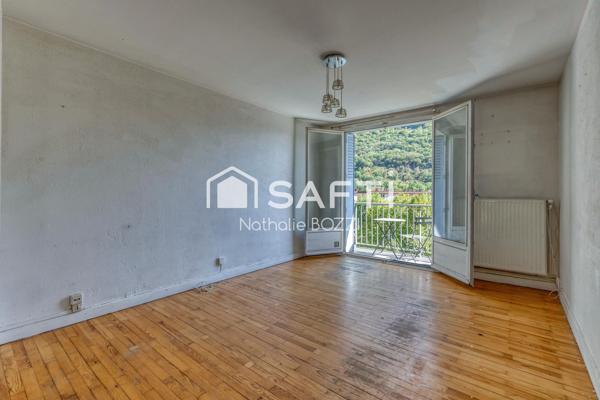 SAINT-ÉGRÈVE – FIANCEY | T3 traversant – Balcon – Vue montagnes