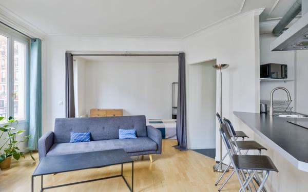 Appartement à vendre    3 pièces • 63,05 m2 Paris 17
