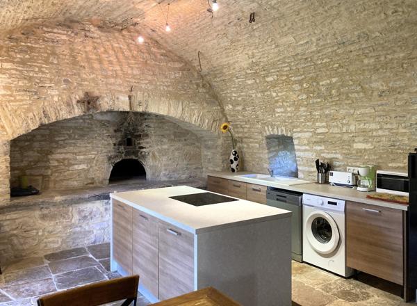 Propriété en pierre - 2 maisons indépendantes, piscine, dépendances, terrain de près d'1 Hectare - Catus
