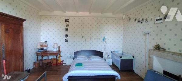 IDEAL FAMILLE NOMBREUSE PROFESSION LIBERALE OU ARTISAN!. Idéalement placée proche toutes commod...