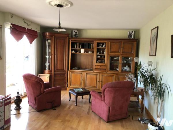 SABLE SUR SARTHE APPARTEMENT 1ER ETAGE AVEC ASCENSEUR 