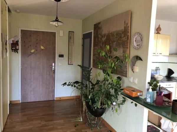 SABLE SUR SARTHE APPARTEMENT 1ER ETAGE AVEC ASCENSEUR 