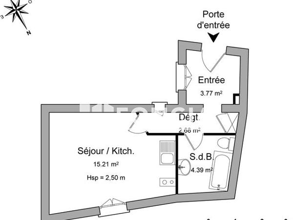 Location Studio 26.05 m² - 18 RUE DE L'HORLOGE Nimes 30000