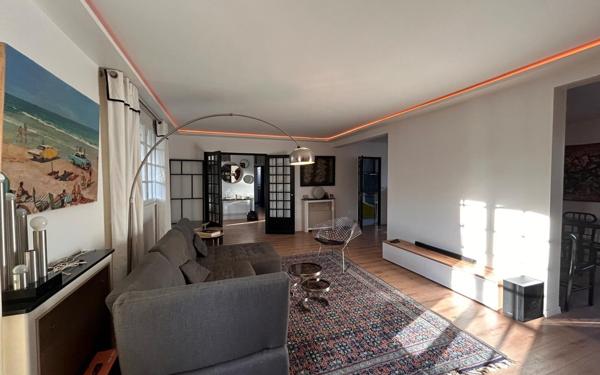 Maison à vendre    9 pièces •  Mennecy