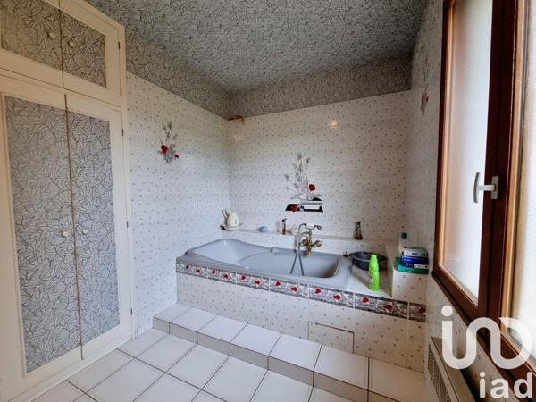 Maison à vendre 5 pièces 155 m² Saint-Martin-la-Pallu