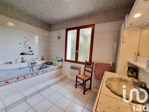 Maison à vendre 5 pièces 155 m² Saint-Martin-la-Pallu