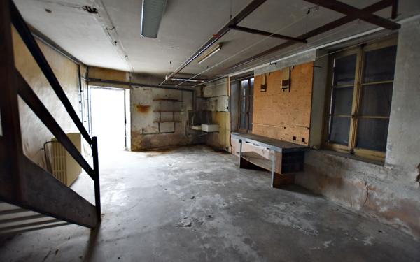 Maison à vendre    7 pièces • 279,50 m2 Chandon