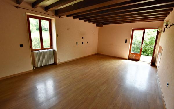 Maison à vendre    7 pièces • 279,50 m2 Chandon