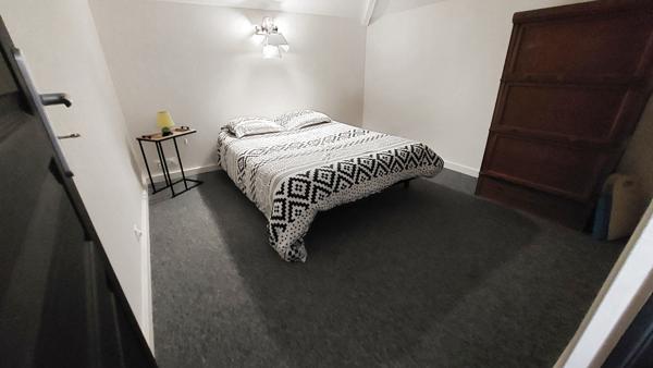 Bourg-en-Bresse (01000) à vendre proche Bourg-en-Bresse maison de 263 M2 P8 - chb d'hôtes possible -piscine chauffée sur 5800 M2