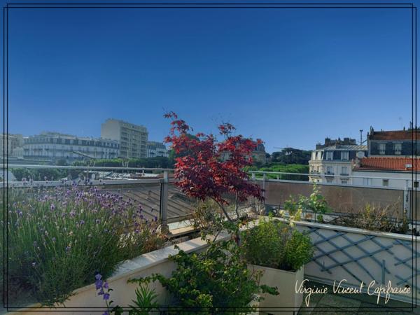 A vendre NOGENT SUR MARNE, Hôtel de Ville, appartement en duplex, 98 m2, 4 pièces, avec terrasse et balcon, en Résidence Séniors, services Hespérides