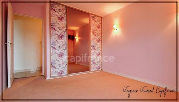 A vendre NOGENT SUR MARNE, Hôtel de Ville, appartement en duplex, 98 m2, 4 pièces, avec terrasse et balcon, en Résidence Séniors, services Hespérides
