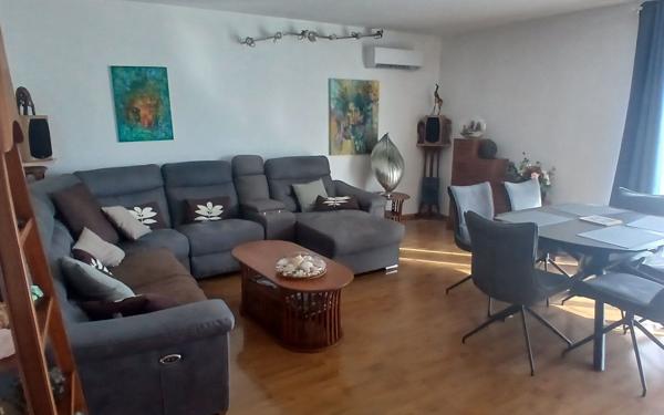 Maison à vendre    4 pièces • 135 m2 L'Étang-Salé