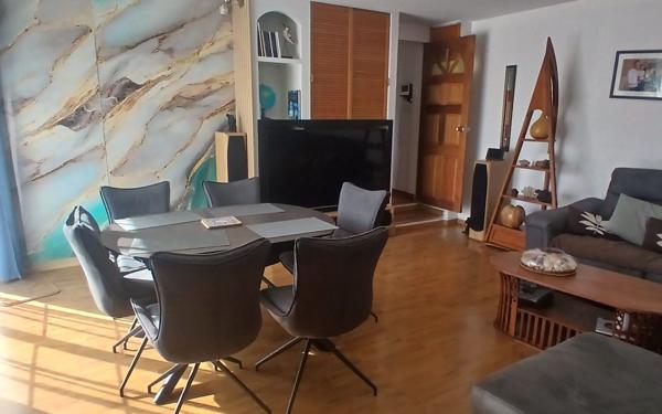 Maison à vendre    4 pièces • 135 m2 L'Étang-Salé