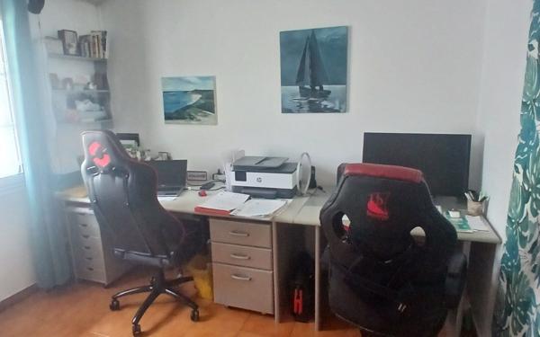 Maison à vendre    4 pièces • 135 m2 L'Étang-Salé