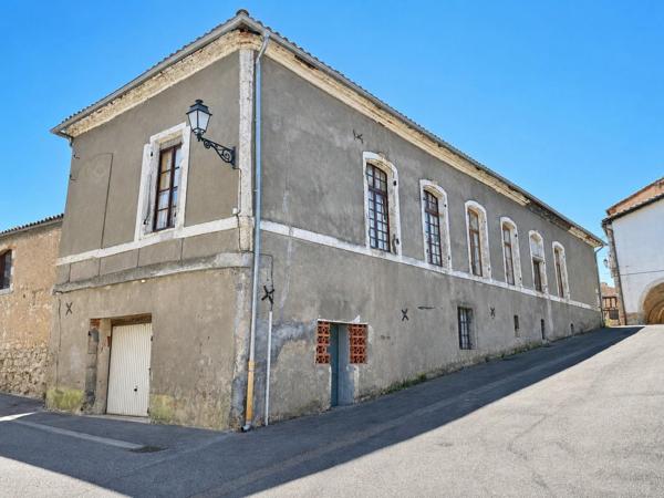 Ensemble immobilier rénové à neuf – 2 logements indépendants