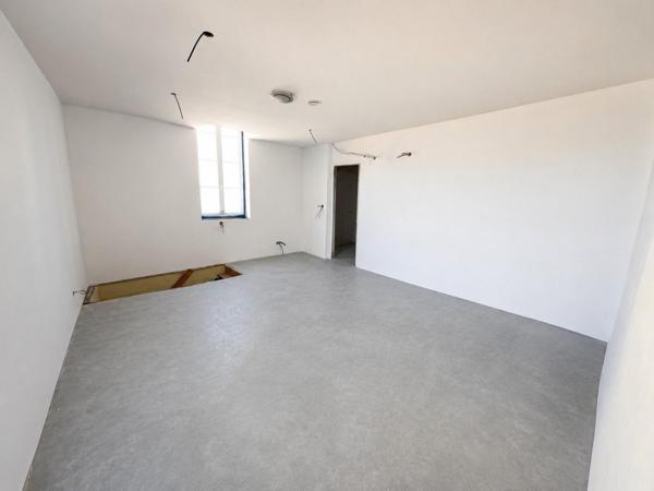 Ensemble immobilier rénové à neuf – 2 logements indépendants