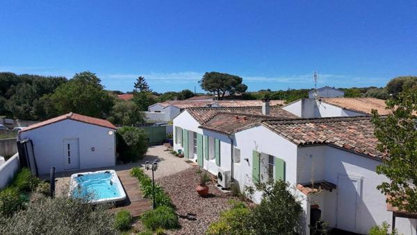 Villa 168 m² avec jardin, spa et garage – à 500 m de la plage – Rivedoux-Plage