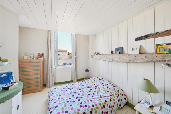 Talence Saint-Genès / Barrière de Pessac , 4 chambres , jardin 100m2