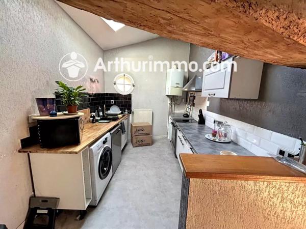 Location Appartement 3 pièces 103 m2 à Saint-Didier-de-Formans