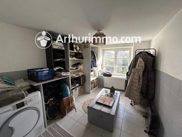 Location Appartement 3 pièces 103 m2 à Saint-Didier-de-Formans