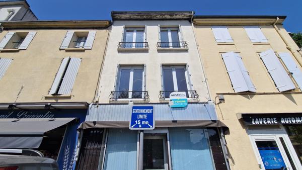 Appartement lumineux Place Gambetta ? Terrasse, cave et beaux volumes