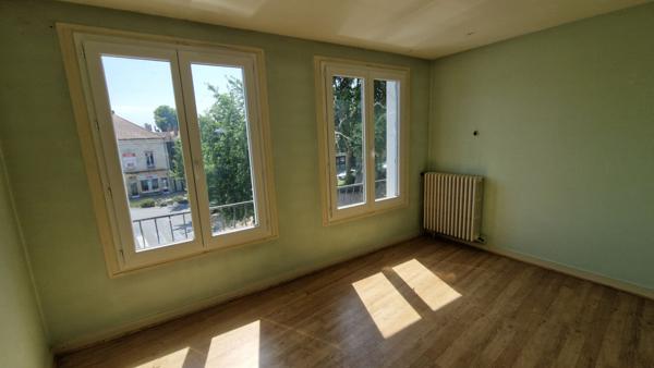 Appartement lumineux Place Gambetta ? Terrasse, cave et beaux volumes