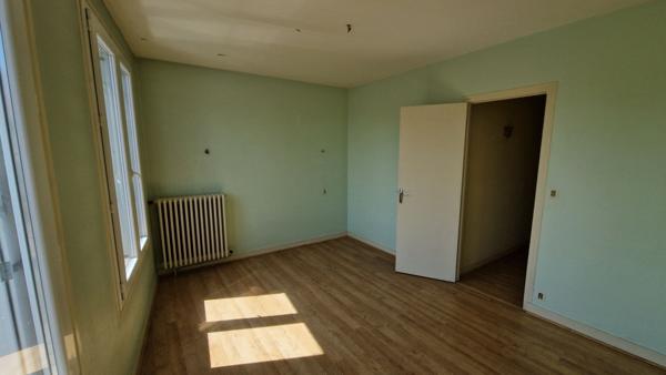 Appartement lumineux Place Gambetta ? Terrasse, cave et beaux volumes