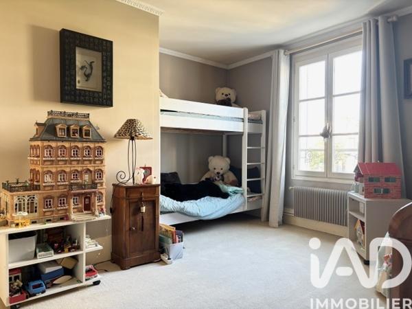 Maison à vendre 7 pièces 155 m² Garches