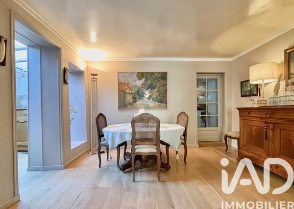 Maison à vendre 7 pièces 155 m² Garches