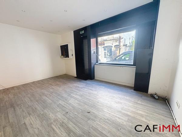 CALUIRE-LOCAL COMMERCIAL-30m²