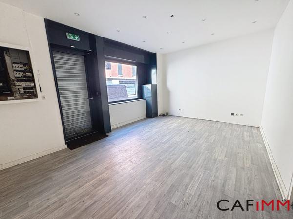 CALUIRE-LOCAL COMMERCIAL-30m²