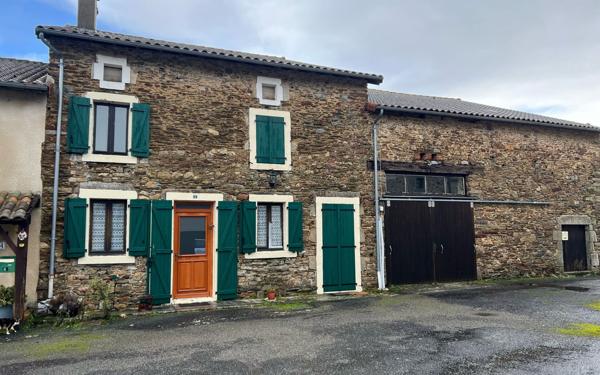 Maison à vendre    5 pièces • 176,19 m2 Cussac