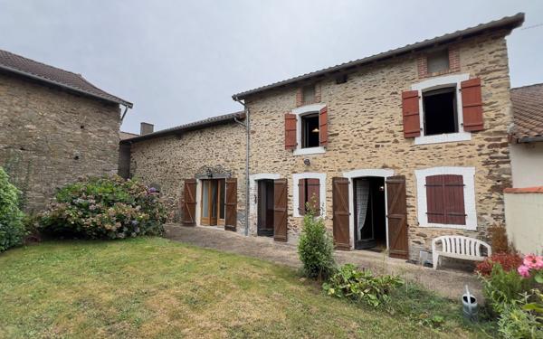 Maison à vendre    5 pièces • 176,19 m2 Cussac