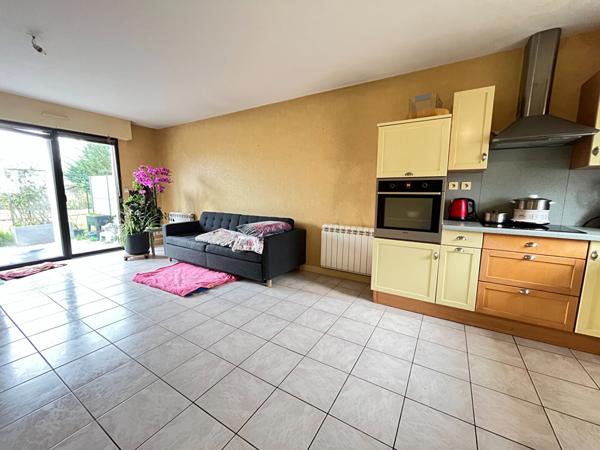 Investissement locatif CHARTRES-DE-BRETAGNE - Appartement 3 pièces duplex - 53m2 (60m2 au sol) - Terrasse SUD