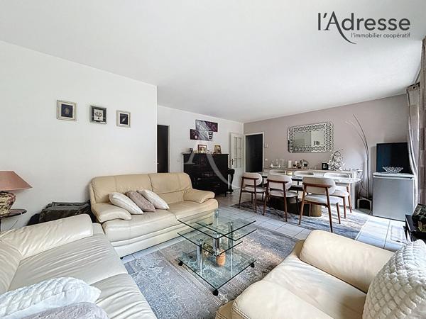 PUTEAUX/ Quais Dion Bouton - Appartement 4 pièces 91m² - Terrasse/Jardin 53m² - 1 Box - 1 Parking