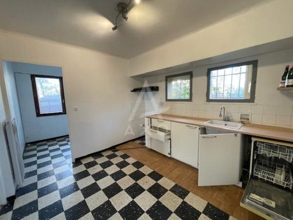 VILLA DE PLAIN PIED D'ENV 88M² HABITABLES 3 CHAMBRES SUR 500M² DE TERRAIN