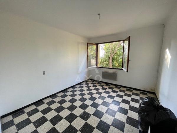 VILLA DE PLAIN PIED D'ENV 88M² HABITABLES 3 CHAMBRES SUR 500M² DE TERRAIN