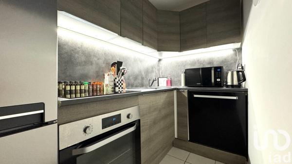 Appartement 2 pièces de 34 m² à Charbonnières-les-Bains (69260)