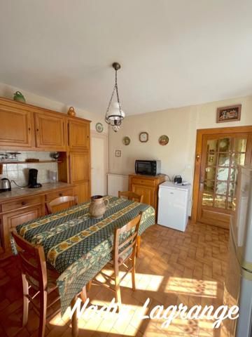 CHARMANTE MAISON EN PIERRE AVEC DEPENDANCES