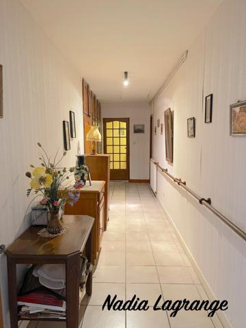 CHARMANTE MAISON EN PIERRE AVEC DEPENDANCES