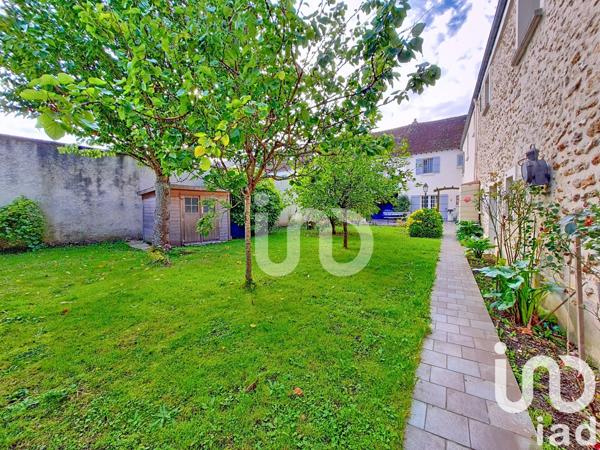 Maison à vendre 6 pièces 166 m² Faremoutiers