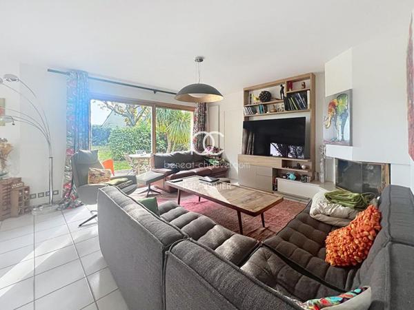 PLOEREN Maison 8 pièces 187 m²