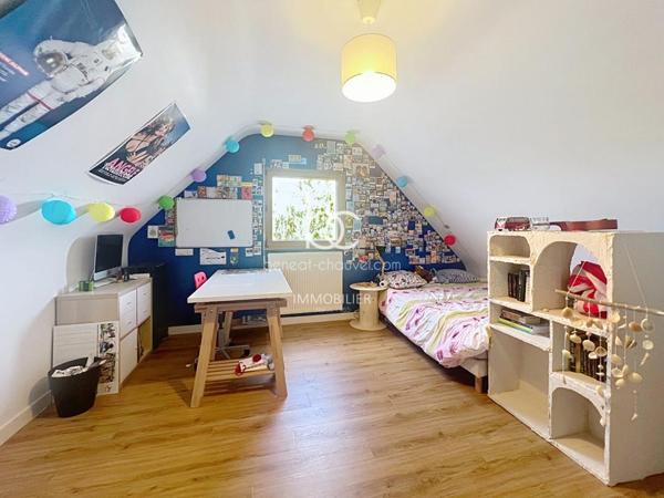 PLOEREN Maison 8 pièces 187 m²