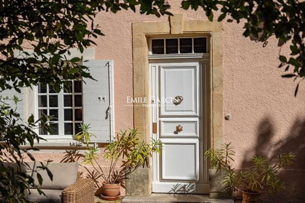 A vendre - Maison Bourgeoise du XIXème siècle - Aix-en-Provence - Vue Sainte Victoire