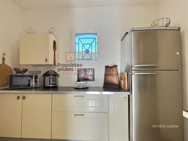 Villa  7 pièce(s) 185 m2 avec piscine proche fréjus