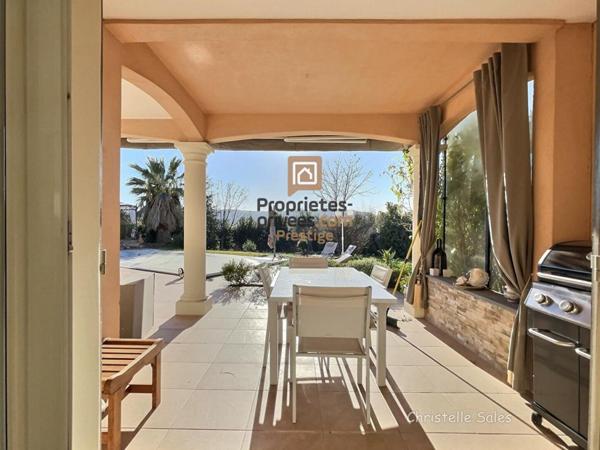 Villa  7 pièce(s) 185 m2 avec piscine proche fréjus