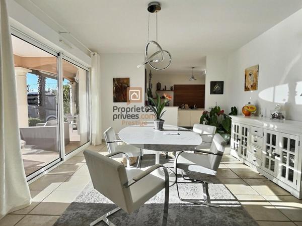 Villa  7 pièce(s) 185 m2 avec piscine proche fréjus