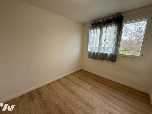 LAVAL, Appartement type 4